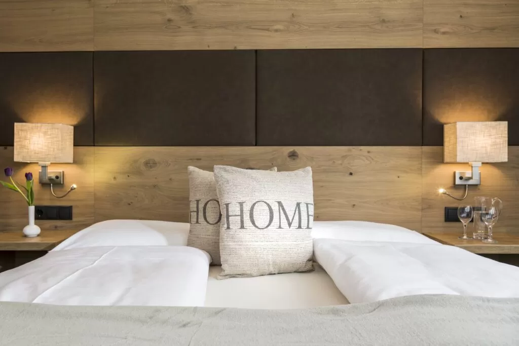 otel_andreas_hofer_kufstein_appartement_410_schlafzimmer_copyright_hannes_dabernig (5)